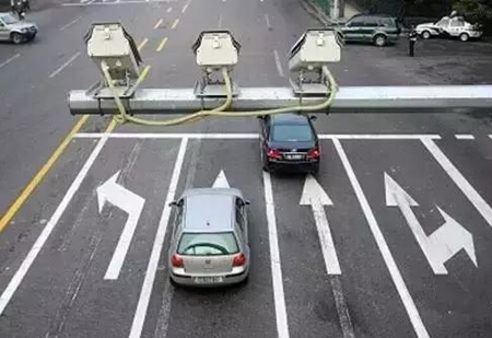 線路板廠：那么多攝像頭，哪個是拍違章的呢?