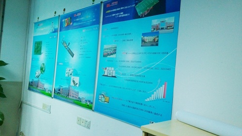 2015的最后一天，電路板廠小伙伴們把辦公室“妝”成了這樣~