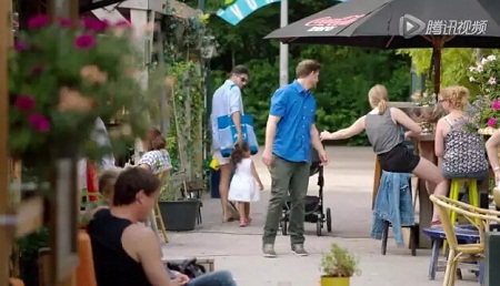 HDI PCB資訊：這個(gè)嬰兒車解放了雙手