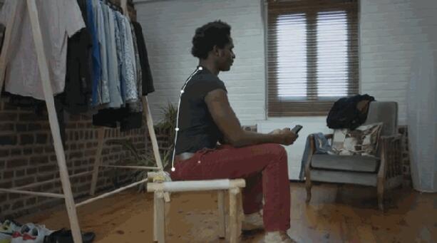 PCB廠之辦公族的福音 這款智能衣服能夠幫助你矯正身姿