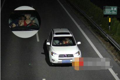 汽車軟硬結合板之電子眼下別當“網紅”