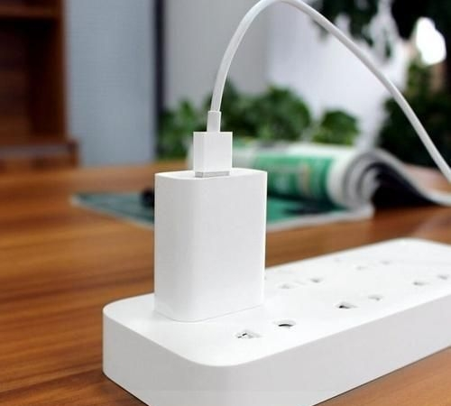 深聯電路手機無線充線路板之充電器長期不拔會爆炸，是真的嗎？