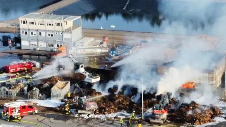 HDI之特斯拉德國工廠發(fā)生火災！