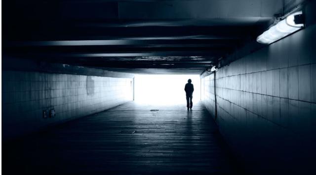 慘烈！一場金融圈最大的騙局崩塌了，逃生的窗口，關了！